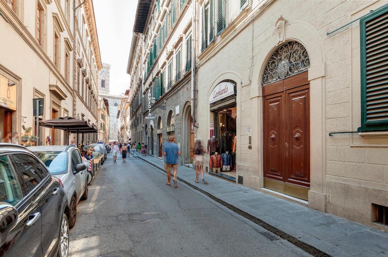 Ricasoli 17 G Florence Luaran gambar